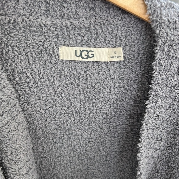 Ugg Grey Cardigan - Picture 2 of 2